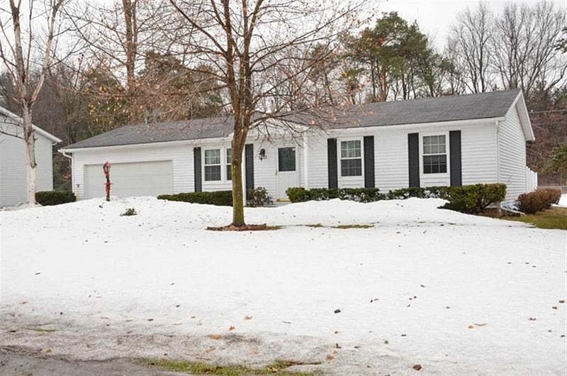 1st image of 22162 Hanover Dr