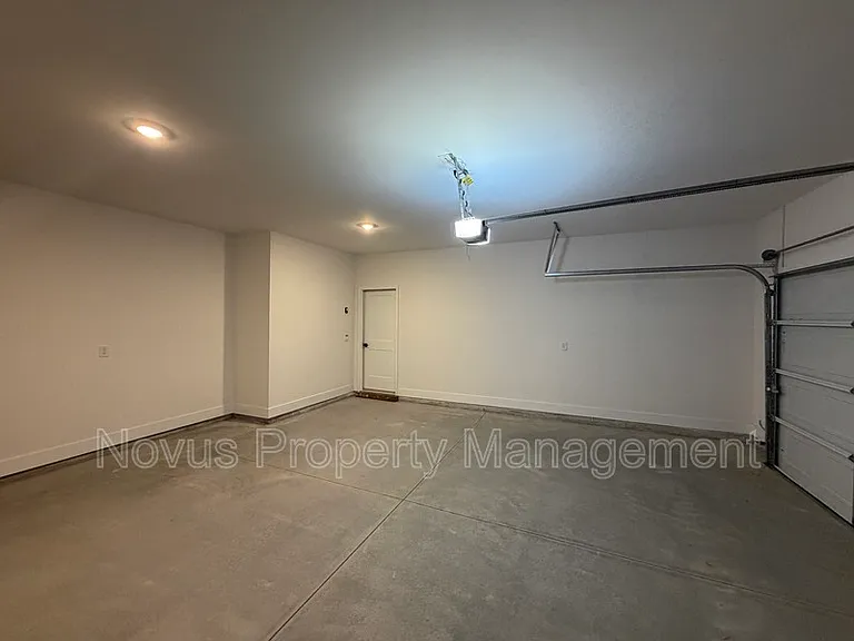 213 Laney Dr — Photo 10