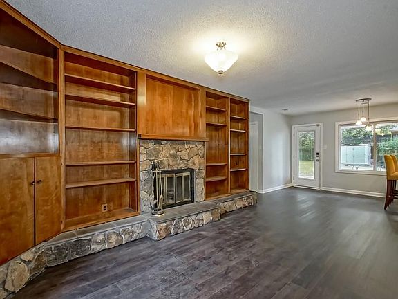 5th image of 5869 Brighton Pl