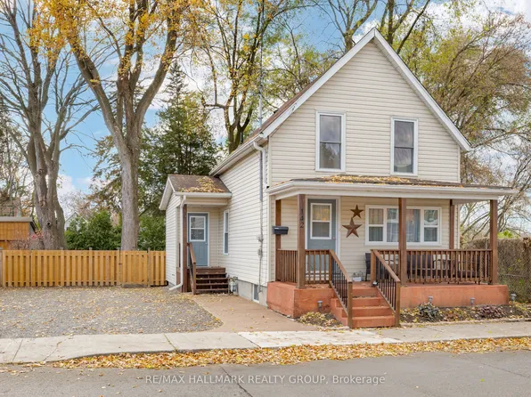 142 Park St, Brockville, ON K6V 2G9