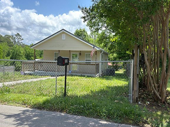2nd image of 119 Champion Rd