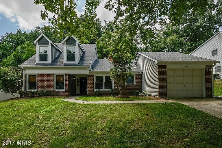 1st image of 929 Mastline Dr