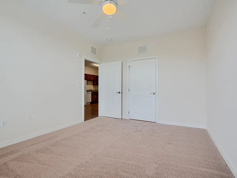 Walbrook Mill Apartments — Photo 43