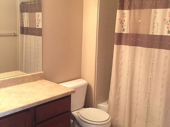 2 Full Baths