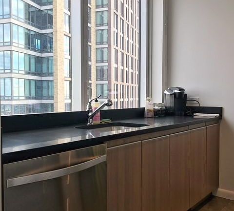 5th image of 66 Rockwell Pl APT 40B