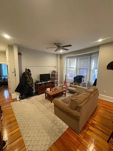 933 S Saint Bernard St #2 Photo 1