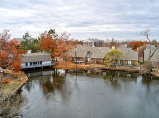 2902 Village Cir, Edmond, OK 73013