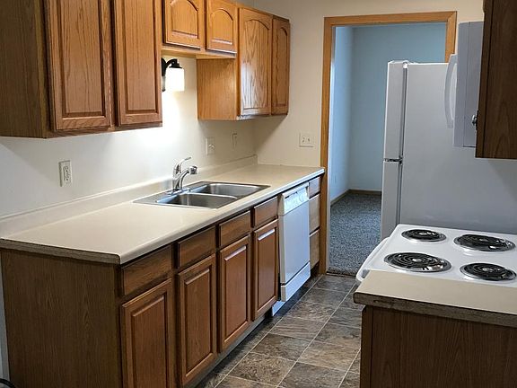 4th image of 802 37th Ave S APT 2