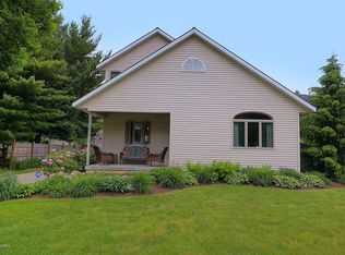 756 Revere St NE, Grand Rapids, MI 49525