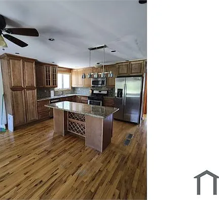 376 Hamden Ave #1 — Photo 2