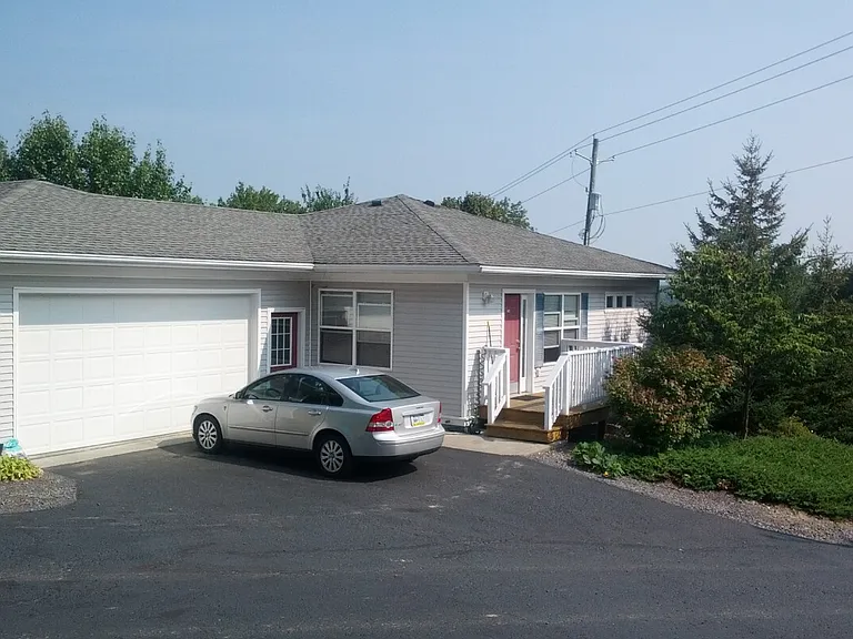 Troy Road — Photo 3