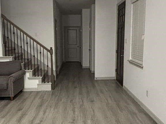 4th image of 1125 Rusk Way