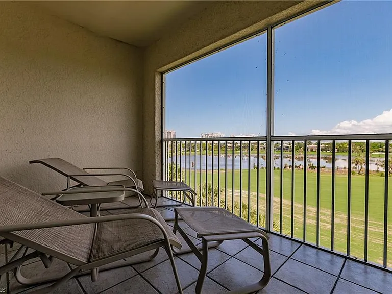 4120 Bayhead Dr #303 — Photo 30