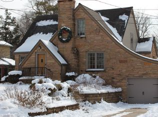 4330 Ashby Ave, Des Moines, IA 50310