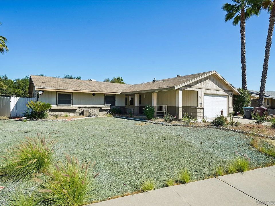 1st image of 27920 Lexington Ct