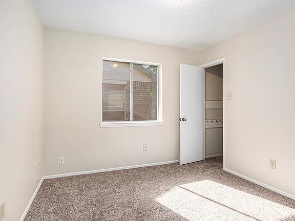 4th image of 6907 Kearney Dr