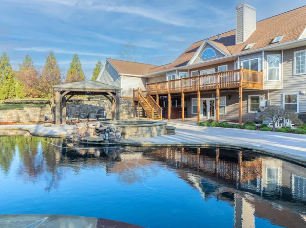 218 Morning Glory Dr, Ringgold, GA 30736