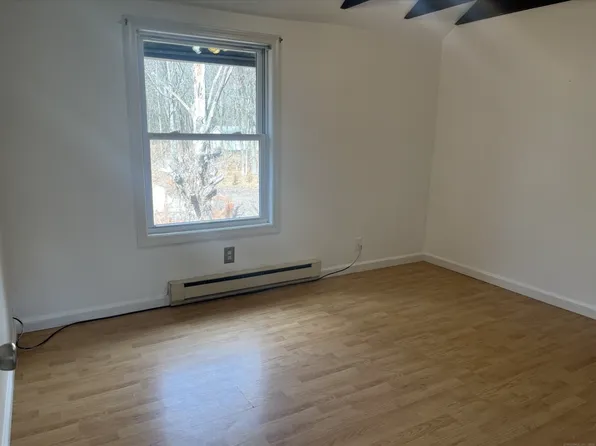 9 E Summer St Floor 2, Plantsville, CT 06479