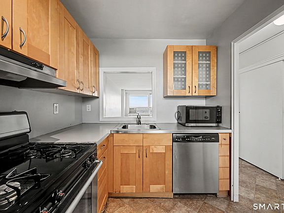 2nd image of 71 Strawberry Hill Avenue #909