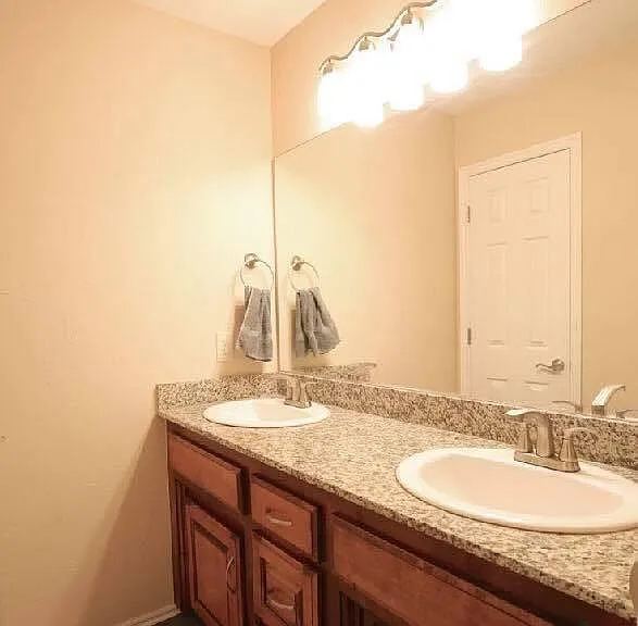 Bathroom 3 Upstairs