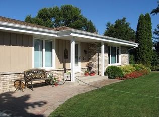 W165N10509 Wagon Trl, Germantown, WI 53022