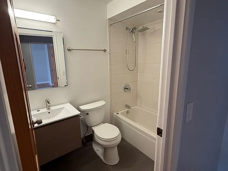 744 W Gordon Terrace — Photo 14