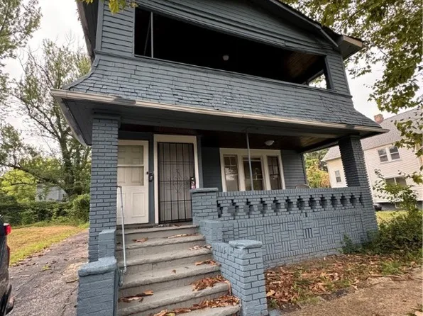 13806 Coit Rd, Cleveland, OH 44110