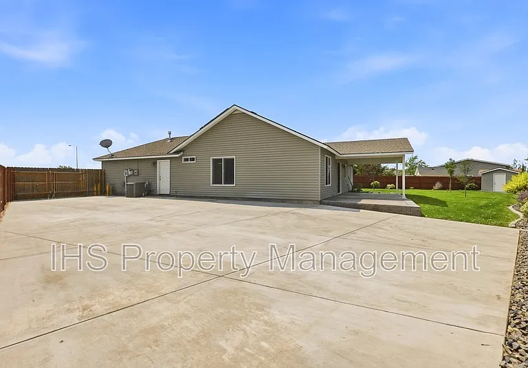 5520 Leon Ct — Photo 5