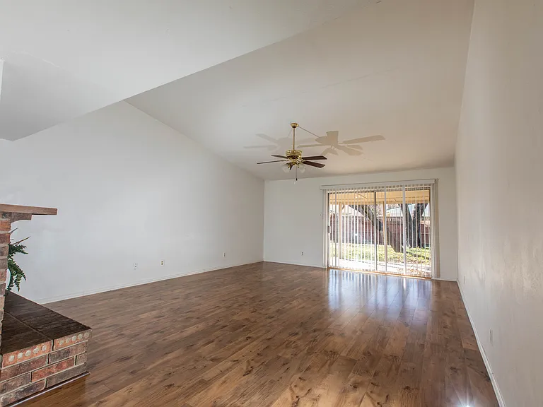 4705 Largo Trl — Photo 3
