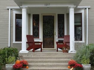 1257 Lake Dr SE, Grand Rapids, MI 49506