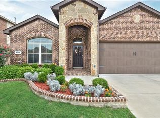 8108 Misty Water Dr, Fort Worth, TX 76131