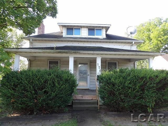 1st image of 356 E Beecher St