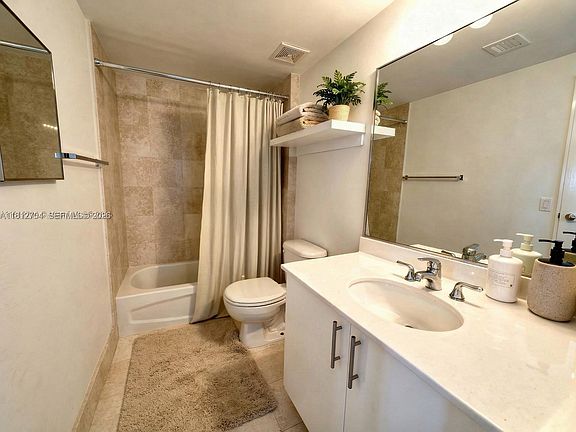2nd image of 2701 SW 3rd Ave APT 503