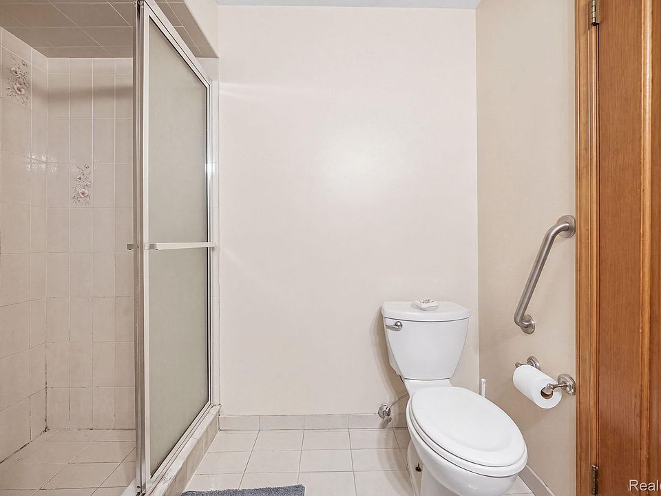 43459 Devin Dr, photo 29