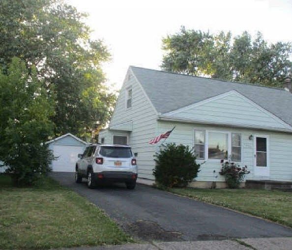 2nd image of 1630 98th St