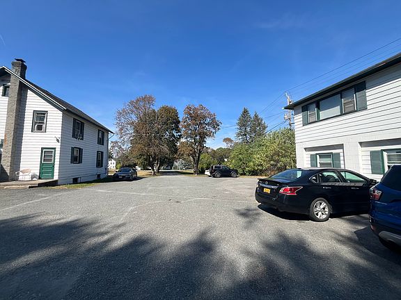5th image of 539 Bloomingrove Dr #3A