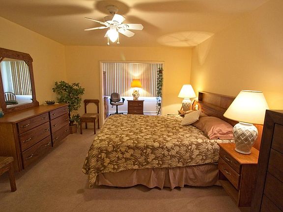 5th image of 1323 Bayshore Dr #104