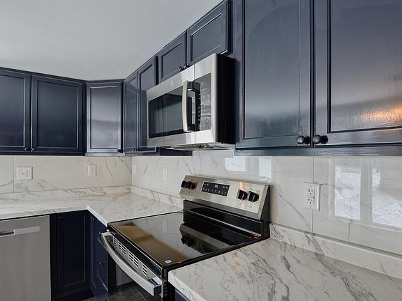 15th image of this home