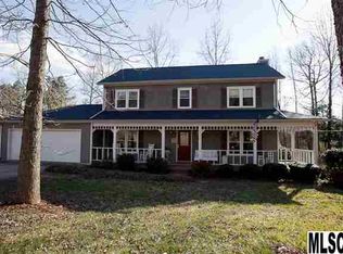 3898 Mattingly Dr, Hickory, NC 28602