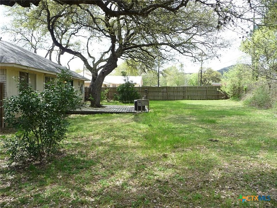 2nd image of 24 El Conejo Trl