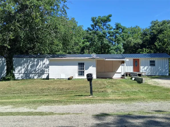 2916 E Briarwood St, Granbury, TX 76048