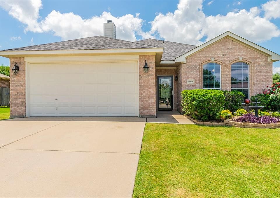 1st image of 10509 Trevino Ln