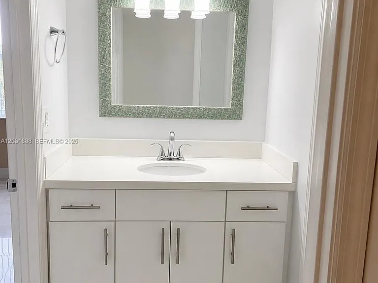 9420 Tangerine Pl #401 — Photo 5