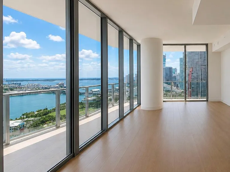 1400 Biscayne Blvd #3401 — Photo 8
