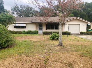 1221 Tyringham Rd, Eustis, FL 32726