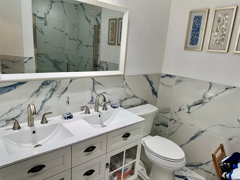 1010 NE 8th Ave #31F — Photo 14