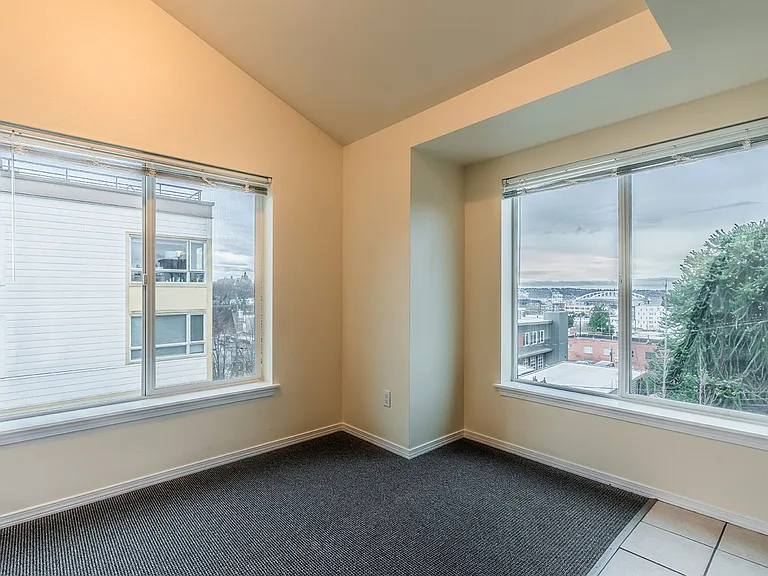 Solana Apodment Homes | International District — Photo 15