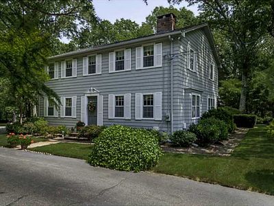 23 Oakwood Dr, East Greenwich, RI, 02818