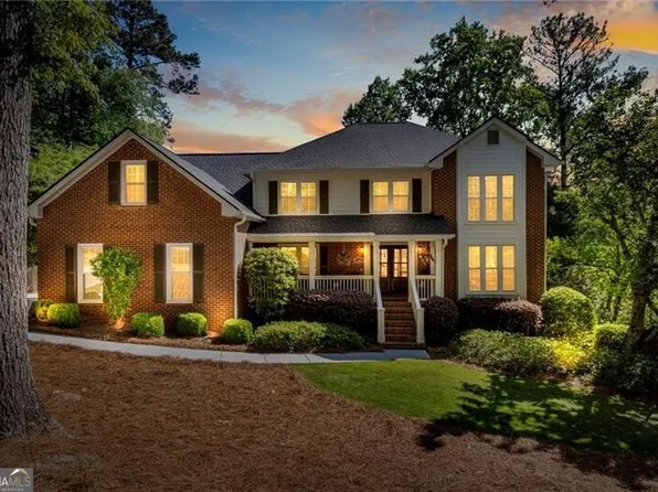 7585 Hunters Woods Dr, Sandy Springs, GA 30350