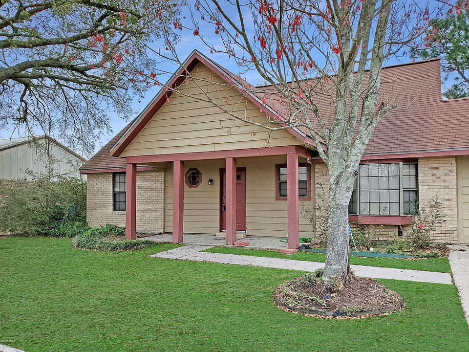 1st image of 208 Aristotle Dr
